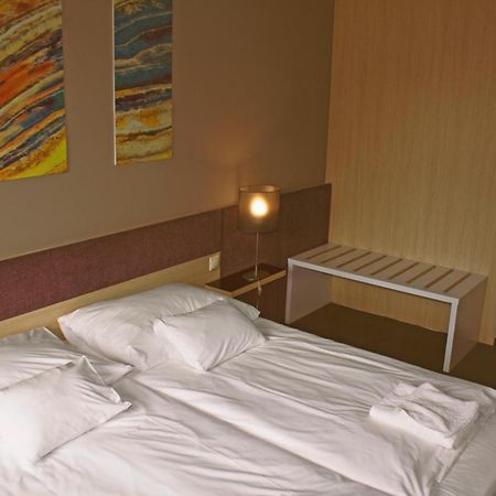 Sárvár Orion Apartman מראה חיצוני תמונה