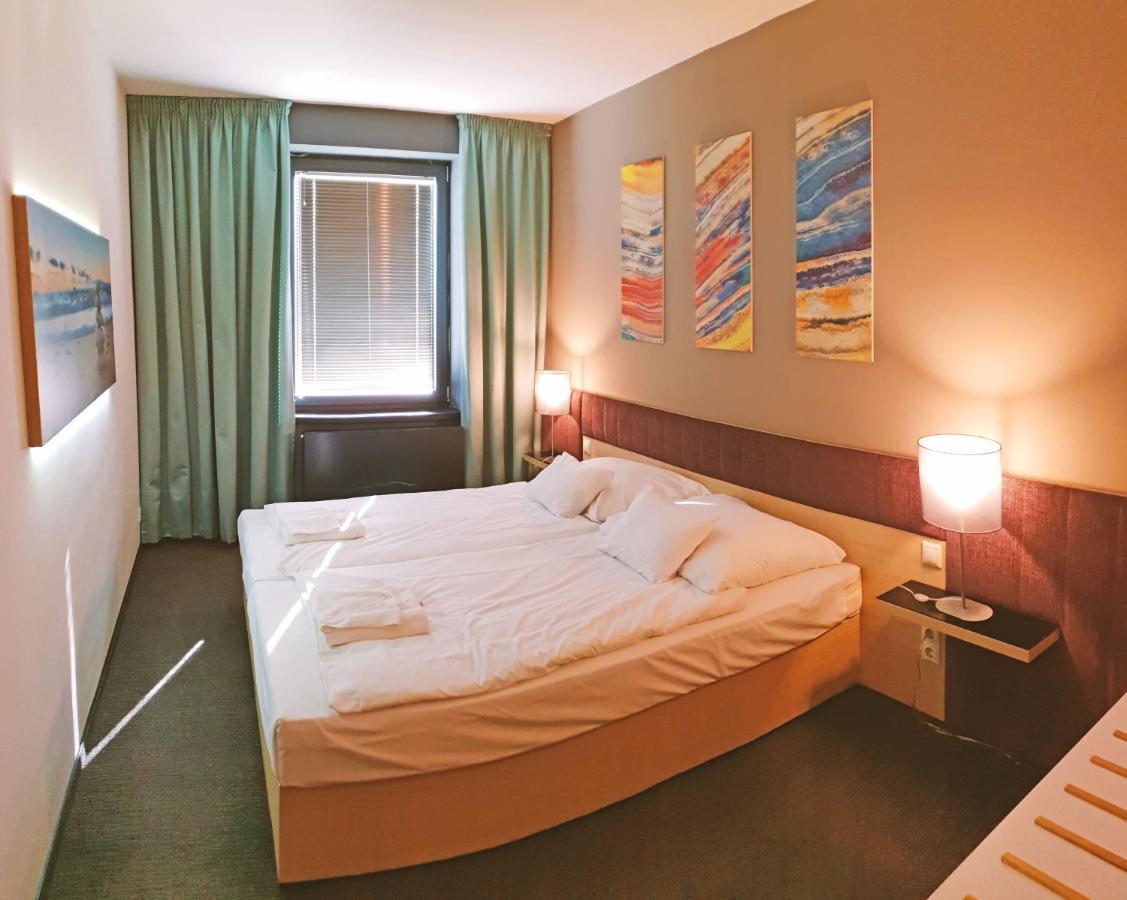 Sárvár Orion Apartman מראה חיצוני תמונה